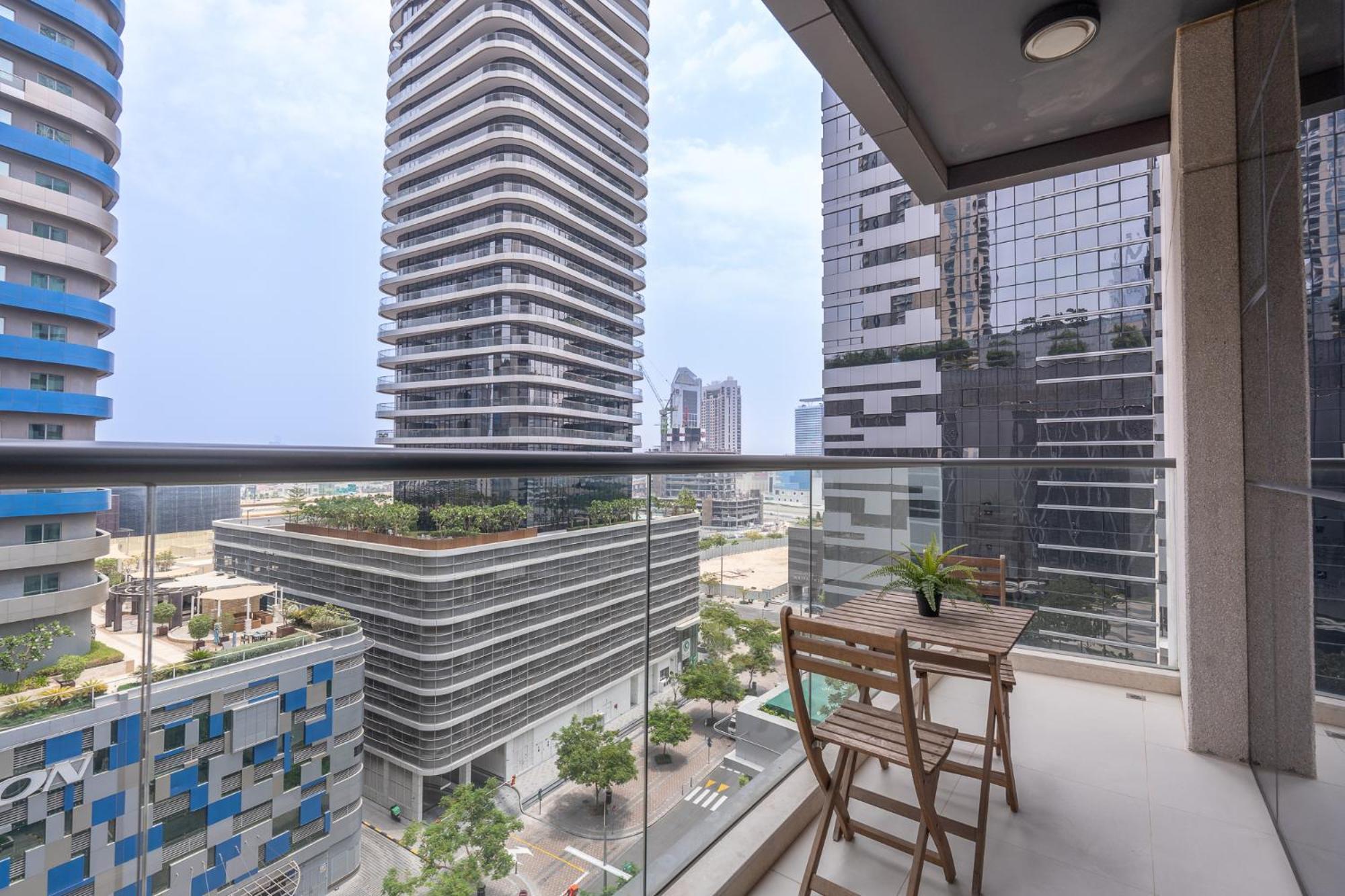 Heaven Crest Vacation Homes Downtown - Studio And 1 Bedroom Suites 2 Minute Walk To Dubai Mall And Burj Khalifa Eksteriør billede