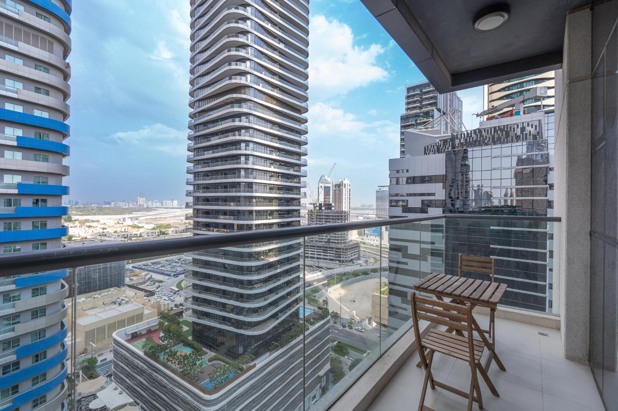 Heaven Crest Vacation Homes Downtown - Studio And 1 Bedroom Suites 2 Minute Walk To Dubai Mall And Burj Khalifa Eksteriør billede