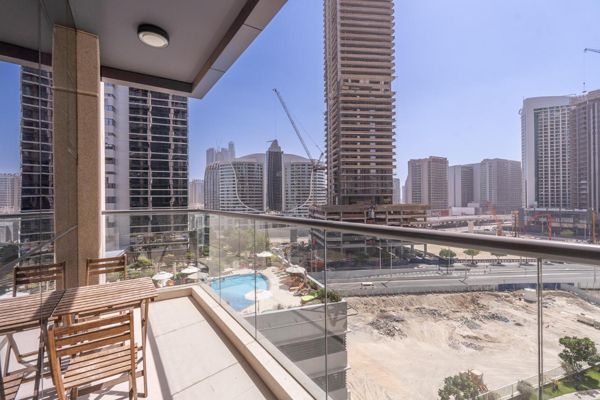 Heaven Crest Vacation Homes Downtown - Studio And 1 Bedroom Suites 2 Minute Walk To Dubai Mall And Burj Khalifa Eksteriør billede